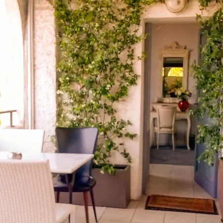Hotell Le Panoramic Boutique 2*